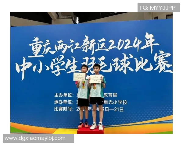 重庆羽毛球队在钻石联赛中的速度表现分析与精彩瞬间回顾